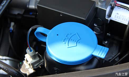 50升油箱硬灌68升豈能只封槍？揭秘汽車油箱超量裝載的隱患與應(yīng)對策略