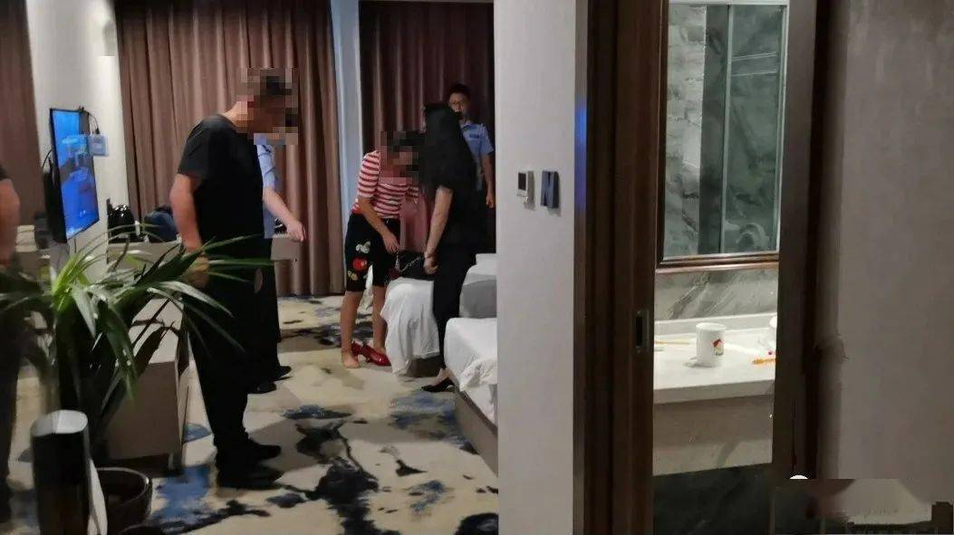 多人在酒店公寓賣淫嫖娼被抓，揭秘背后真相，警鐘長鳴！