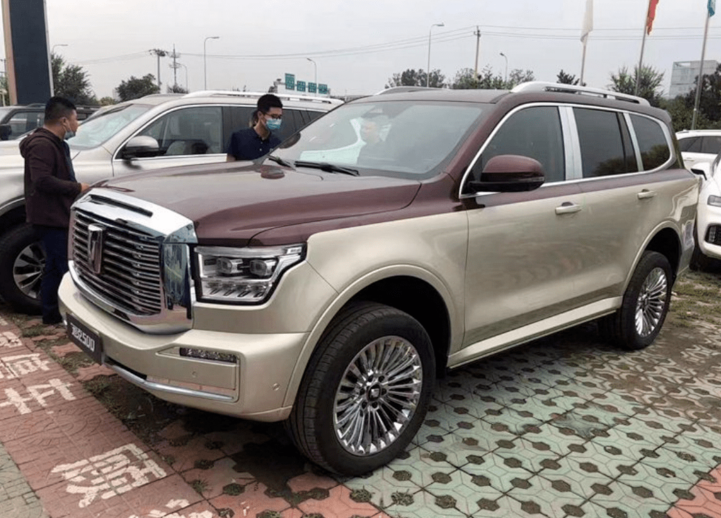 首批全新坦克500在成都正式交付，引領(lǐng)越野新潮流！