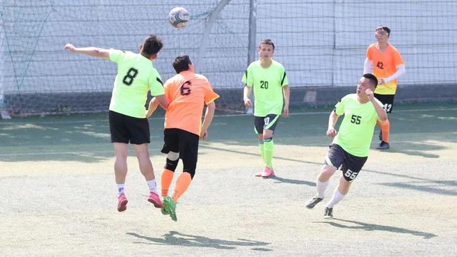 蘇超賽事精彩紛呈，宿遷2-0淮安，本土球隊(duì)再創(chuàng)佳績(jī)！