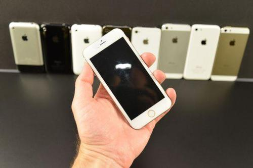 iPhone 17全系真機(jī)上手體驗(yàn)，顛覆性升級(jí)，科技與時(shí)尚的完美融合