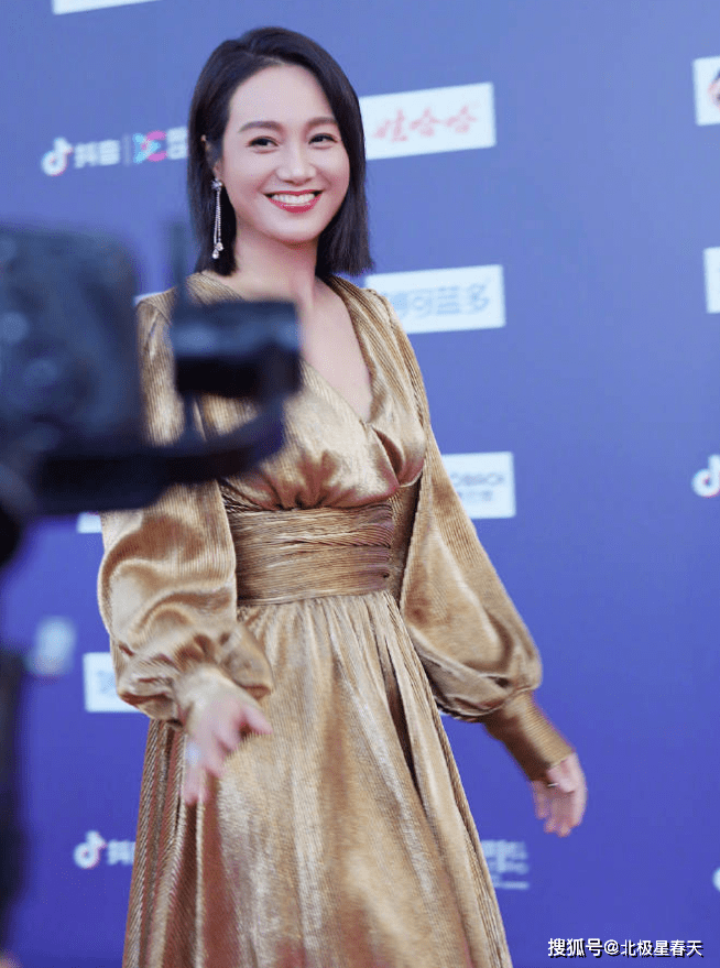 唐嫣榮獲金熊貓獎最佳女主角，從清新偶像到實力派演員的華麗蛻變