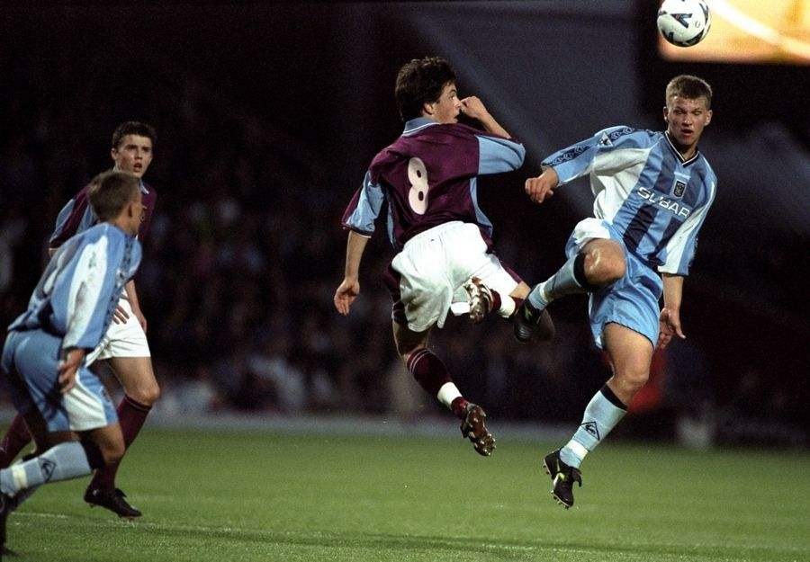 卡斯利意外執(zhí)教英格蘭一線隊(duì)，未來(lái)展望與三次集訓(xùn)的期待