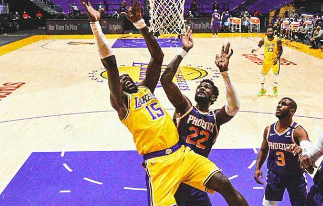 雙星閃耀！太陽擊敗湖人，成為本賽季首支逆襲強(qiáng)隊(duì)的先鋒