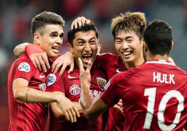 李小恒中超首秀驚艷，難以置信的首發(fā)即首球，泰山隊(duì)新星閃耀