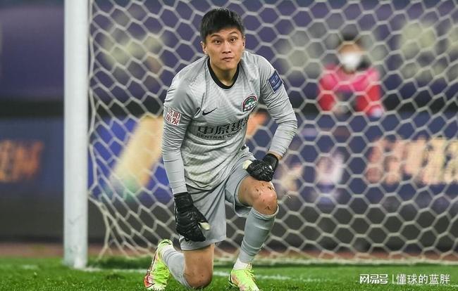 河南隊(duì)創(chuàng)造歷史，點(diǎn)球大戰(zhàn)兩連勝強(qiáng)勢(shì)晉級(jí)足協(xié)杯決賽，歷史性時(shí)刻！