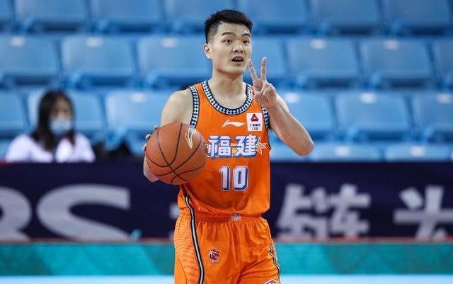 福建后衛(wèi)黎伊揚(yáng)成功通過(guò)體測(cè)，新篇章開(kāi)啟