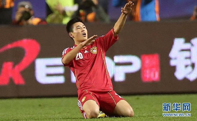 滬媒熱議，國足迎戰(zhàn)印尼，67年不敗神話若被打破，足協(xié)或?qū)⒚媾R換帥危機