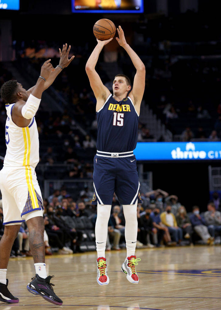 小波特專訪揭秘，庫里獨樹一幟，聯(lián)盟無人能敵之投籃技藝