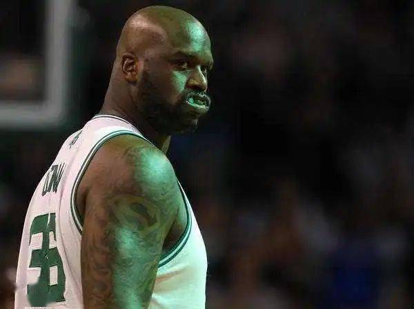 奧尼爾與霍華德，世紀大和解背后的籃球傳奇與名人堂的支持力量