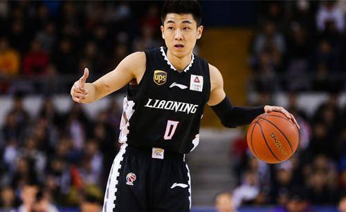 高詩巖首節(jié)獨得12分，罰球8中7助力球隊，展現(xiàn)全面能力拿下15分4板5助