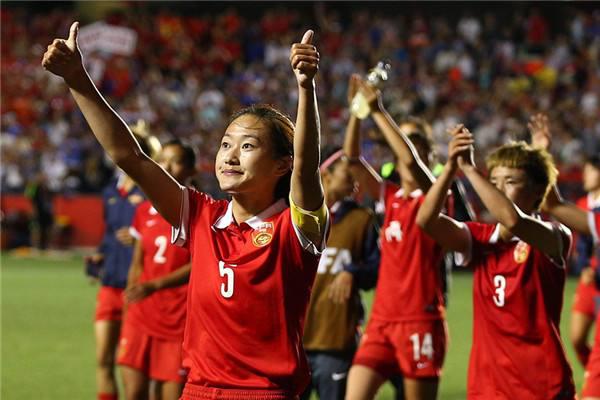 隊(duì)史首次！英格蘭男足與女足皆聘外籍教練——NBA啟示與足球新時(shí)代的融合