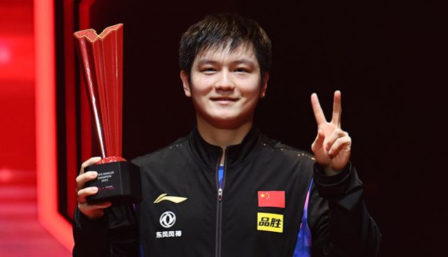 莫雷加德創(chuàng)造歷史，首位非中國(guó)男單選手勇奪WTT大滿貫冠軍