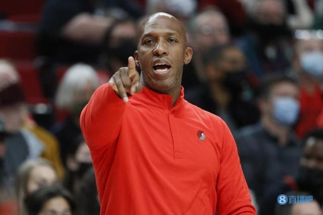 開拓者記者比盧普斯積極推動楊瀚森融入球隊，羅威交易勢在必行