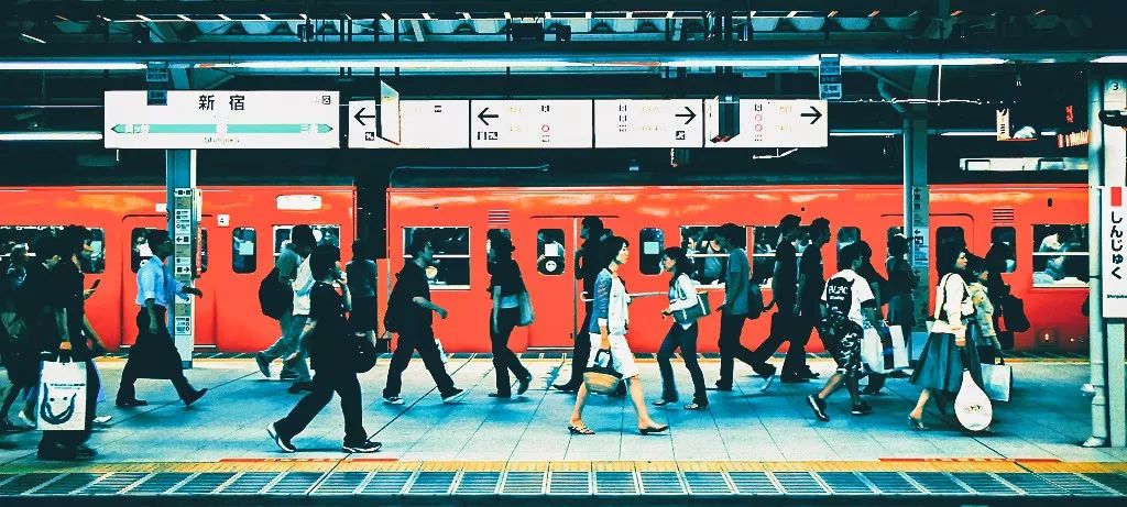 河村在G聯(lián)賽展現(xiàn)全面實(shí)力，場均32.7分鐘貢獻(xiàn)10.3分、4籃板及11.5助攻