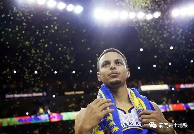 斯蒂芬·庫里，球場(chǎng)上的旋律之王，歌聲之外的籃球傳奇