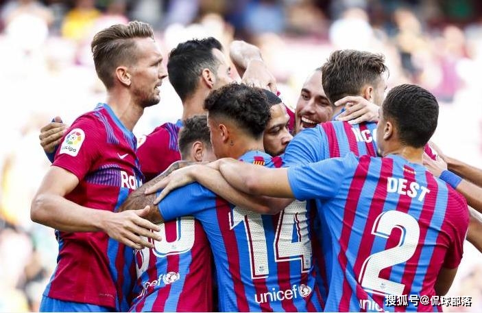 巴薩面臨重大挑戰(zhàn)，奧爾莫臨時(shí)注冊(cè)危機(jī)，1:1戰(zhàn)果背后的深層隱憂