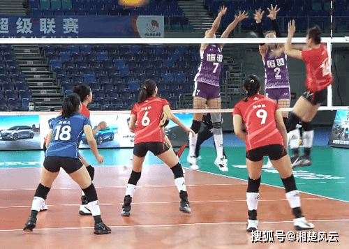 自由人罰球差距懸殊，賽場(chǎng)驚呼連連，25次罰球背后的故事