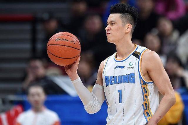 林書豪退役！再見，林瘋狂！NBA的傳奇告別舞臺(tái)