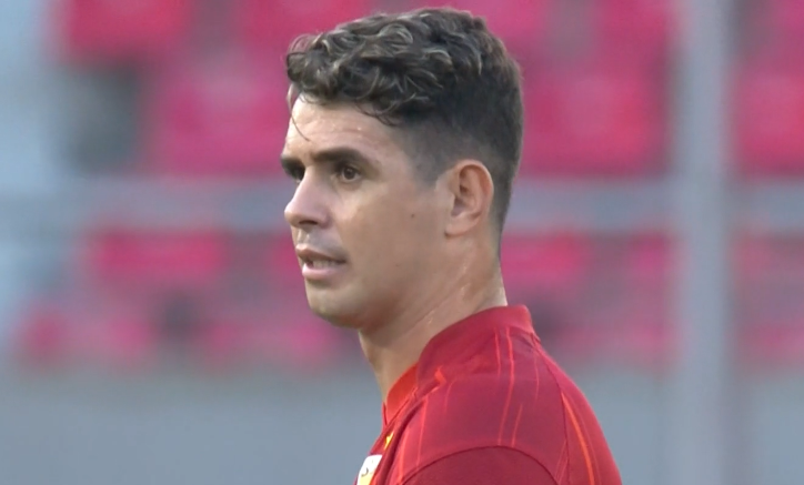 越位瞬間，單刀破門卻無效——么旭辰憾失海港球門