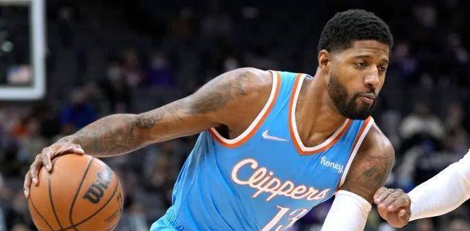 布澤利斯與吉迪即將續(xù)約，NBA流言板燃起火花，簽字筆與合同表情成新證據(jù)