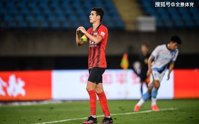 喀麥隆主帥面臨重大決策，助手被足協(xié)排除出名單，他將立即辭職