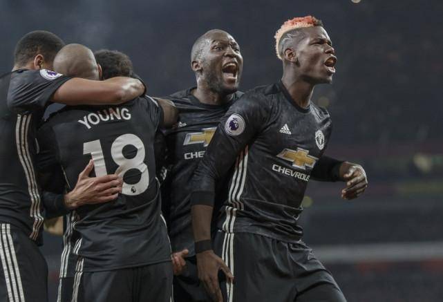 建議，曼聯(lián)轉(zhuǎn)會(huì)策略遭遇挫折，塞斯科與凱恩的簽約計(jì)劃落空