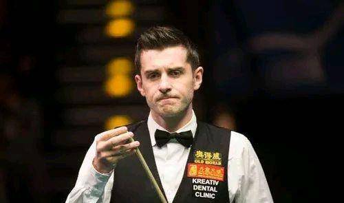 費(fèi)爾明與奧爾莫，位置重疊下的風(fēng)格對(duì)決，首發(fā)名額的競(jìng)爭(zhēng)與挑戰(zhàn)