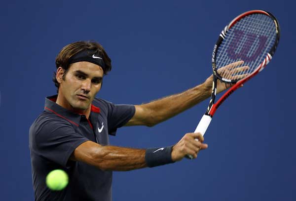 帕特里西奧展現(xiàn)紳士風(fēng)度，丟掉主力不失大氣，溫暖安慰競爭對手斯維拉爾