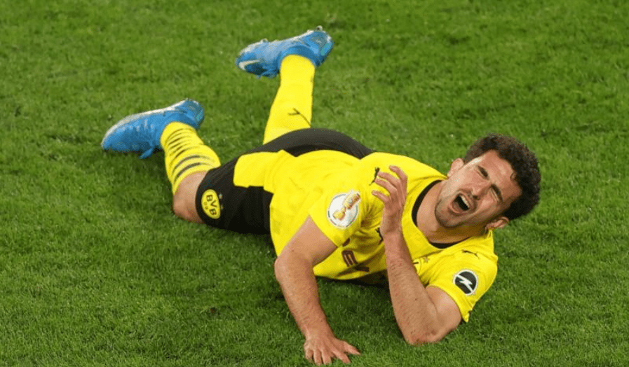 拜仁慕尼黑，歐冠碾壓巴薩，聯(lián)賽橫掃弱旅，五球大勝再現(xiàn)霸主風采