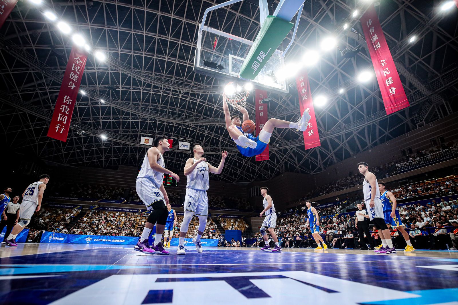 星光熠熠閃耀秦川，楊文學(xué)——NBA的璀璨明珠與2025年NBL全明星MVP集錦