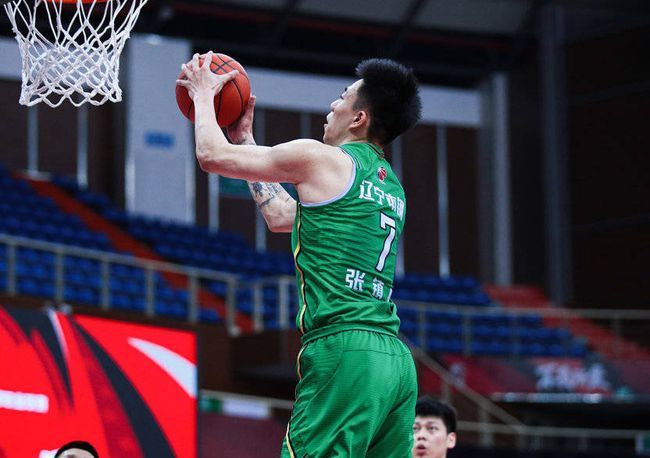 遼寧男籃重磅變革，郭艾倫與張鎮(zhèn)麟相繼離隊，開啟新篇章