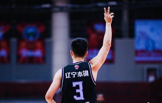 遼籃重磅官宣，趙繼偉續(xù)約，4年D類合同鎖定核心后衛(wèi)實力