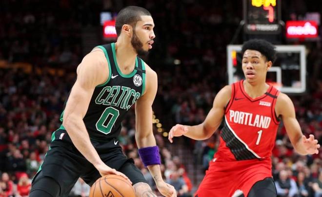 文班亞馬手感遇冷，三分線外僅六成一，NBA流言板掀起波瀾