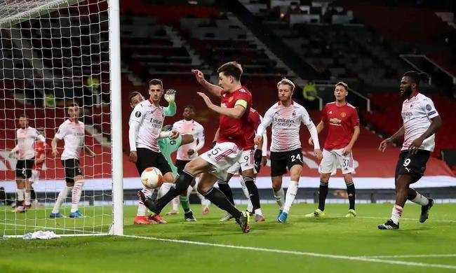 曼聯(lián)未強(qiáng)行推動(dòng)霍伊倫離隊(duì)，AC米蘭領(lǐng)跑球員爭(zhēng)奪戰(zhàn)