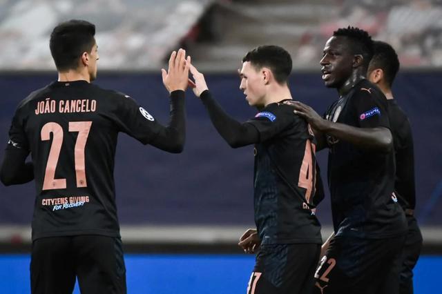 申花狂轟31腳射門，掌控全場優(yōu)勢，射正九次終破兩球