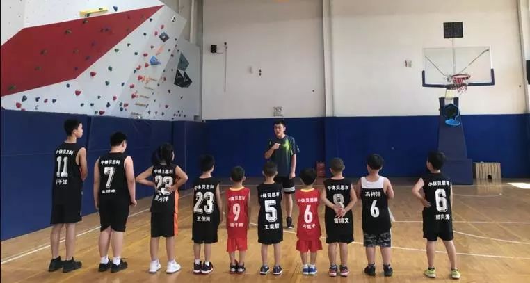 鶯歌，專注籃球，生意場上見真誠