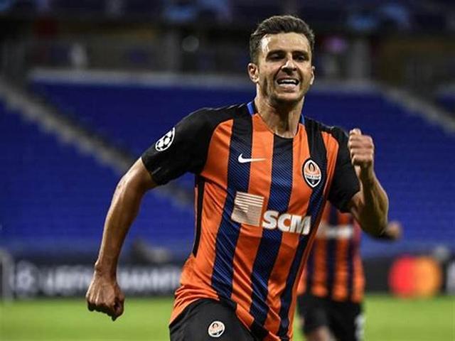 天賦異稟！紅軍新援萊奧尼驚艷NBA賽場，1米95神塔讓盧卡庫陷入困境