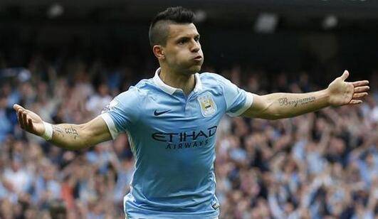 曼聯(lián)閃耀英超夏季賽，不敗戰(zhàn)績奪得冠軍，2勝1平鑄就輝煌