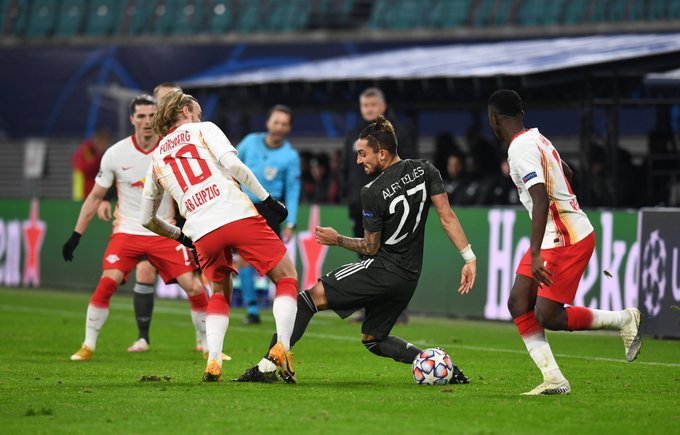 德天空獨(dú)家爆料，埃利奧特對轉(zhuǎn)會(huì)萊比錫持濃厚興趣，轉(zhuǎn)會(huì)進(jìn)展仍待觀察