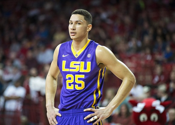 NBA賽場(chǎng)內(nèi)外的精彩瞬間，一張照片里的無(wú)盡看點(diǎn)