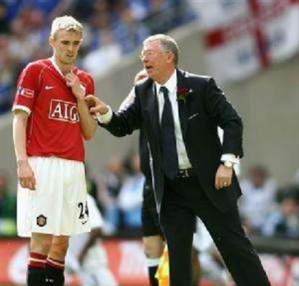 韓喬生批評曼聯(lián)中止弗格森大使合同，足球史上最難看的場面誕生！