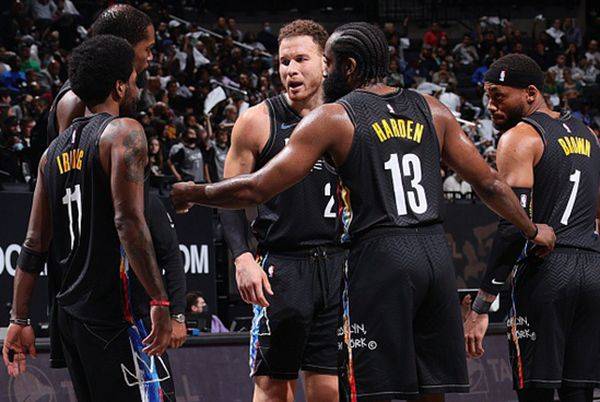 古德溫與薩姆納對(duì)決，山西狂飆領(lǐng)先！NBA賽場(chǎng)風(fēng)云再起