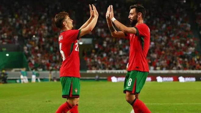 曼聯(lián)瞄準塞斯科，雄心壯志，期待歐冠再展風采