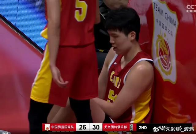 氛圍炸裂！廖三寧曬照引熱議，趙睿、王俊杰、胡明軒等球星紛紛點(diǎn)贊捧場