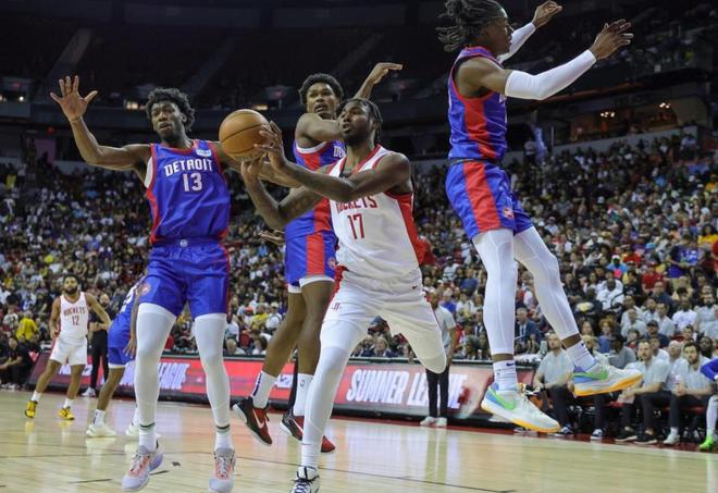 季前賽矚目之戰(zhàn)，布朗尼與克萊得分對(duì)決，潛力新星初露鋒芒