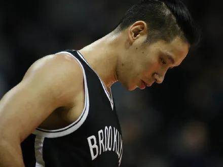 書豪成為亞裔NBA闖蕩的榜樣，勵志故事的啟示