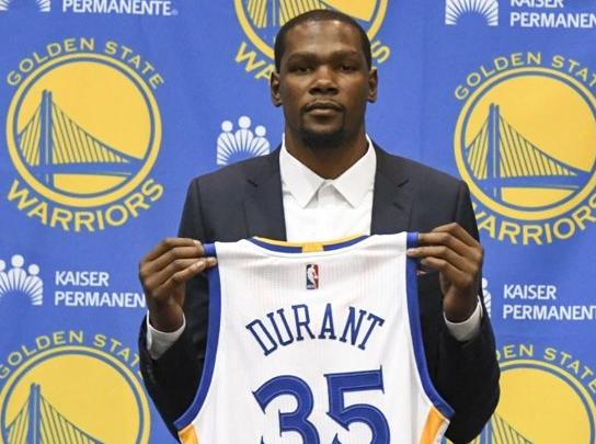 科爾回應(yīng)流言板，庫(kù)里傷勢(shì)無(wú)大礙，勇士隊(duì)信心滿滿