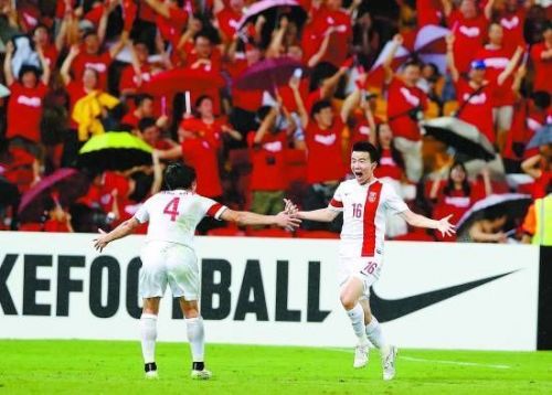 亞洲杯MVP背后的故事，女友也是澳洲球手，身材令人驚艷！