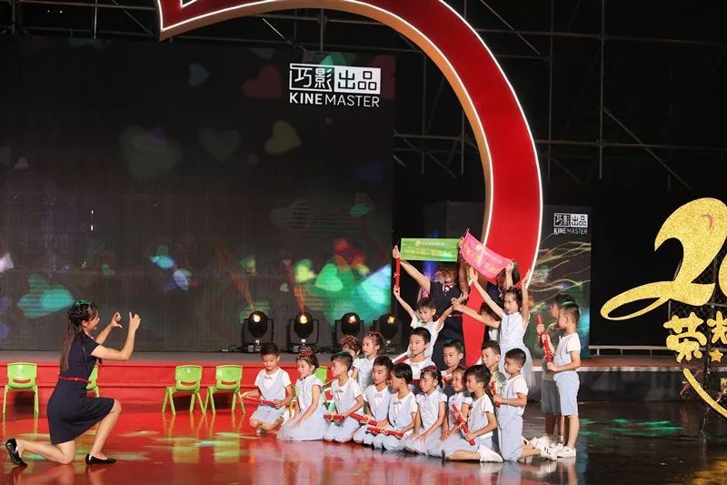 成都幼兒三大球運動嘉年華開幕，川渝萌娃樂享籃球盛宴